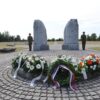 POVODOM 7. JULA – DANA USTANKA NARODA SRBIJE PROTIV FAŠIZMA POLOŽENI VENCI NA SPOMEN GROBLJU U NOVOM SADU
